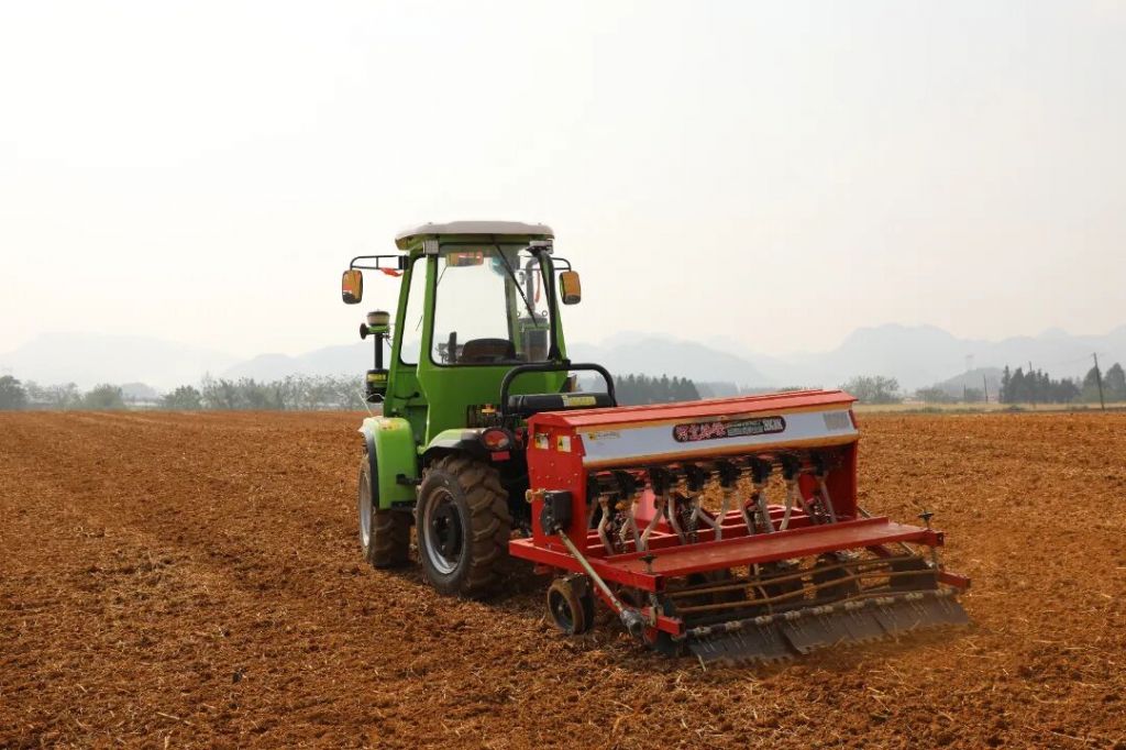 罗平——院士领航科技兴，农旱地变粮田地