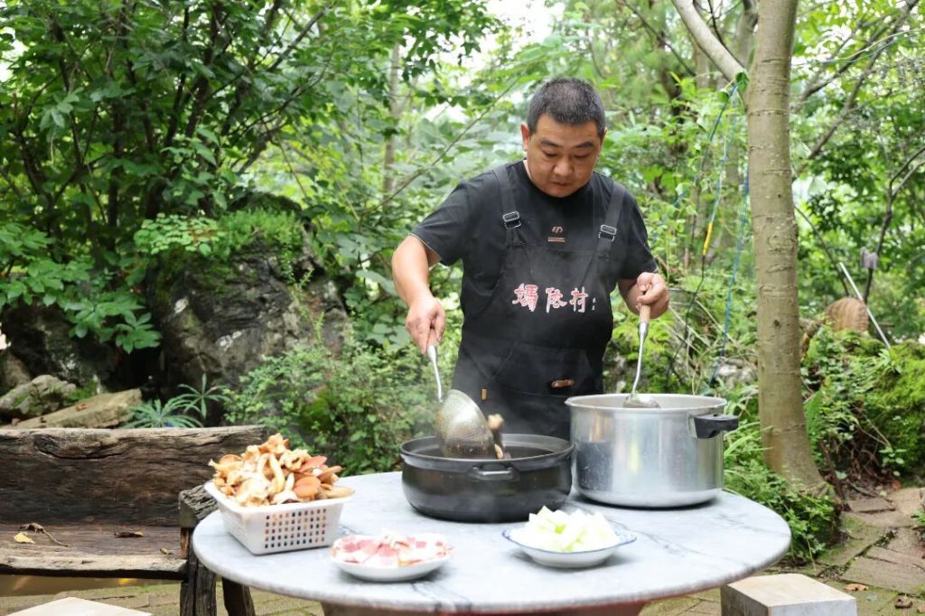 罗平马街：新农人烹出地道乡土味